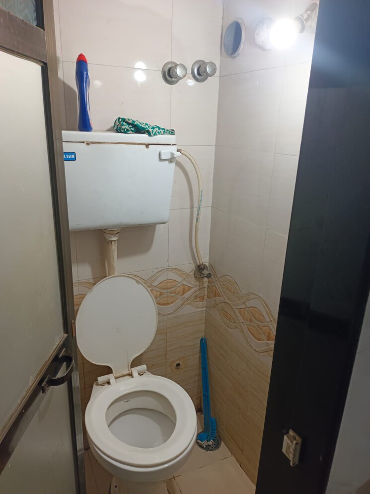 Bathroom, ekta-chs-kopar-khairane 1 Bedroom 650 Sq.Ft. Apartment In Kopar Khairane Navi Mumbai 7420175
