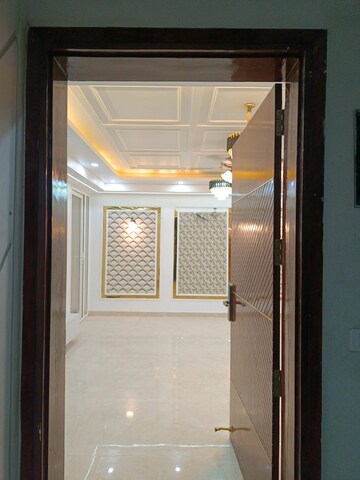 Bathroom in 3 BHK Builder Floor at Sultanpur – for Sale