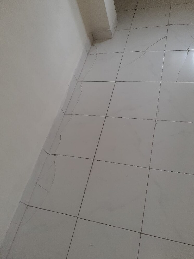 Bathroom, vaibhav-chs-kharghar 1 Bedroom 650 Sq.Ft. Apartment In Kharghar Sector 11 Navi Mumbai 7420365