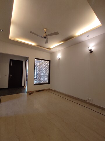 Room in 3 BHK Independent House at Ansal API Esencia, Sector 67 – for Sale