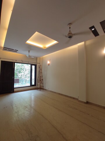 Room in 3 BHK Independent House at Ansal API Esencia, Sector 67 – for Sale