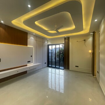 Building Lobby in 2 BHK Builder Floor at Birla Navya, Sector 63a – for Sale