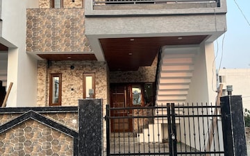 4 BHK Independent House For Sale in Grah Greenview Apartments, Kasturi Nagar