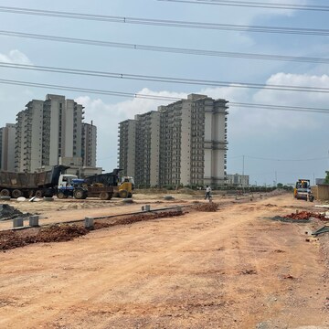  Plot – Exterior View View at BPTP Amstoria Plot, Sector 102 - for Sale