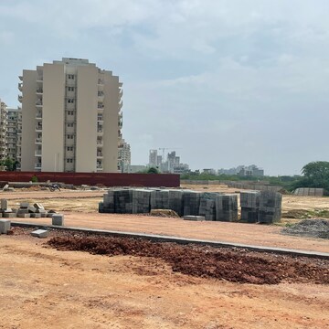  Plot – Exterior View View at BPTP Amstoria Plot, Sector 102 - for Sale