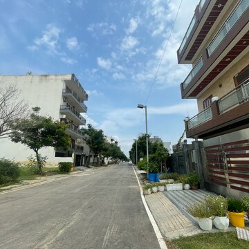  Plot – Exterior View View at BPTP Amstoria Plot, Sector 102 - for Sale