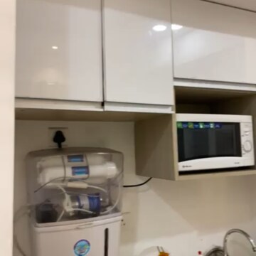 Kitchen in 3 BHK Apartment at La Residentia, Amrapali Dream Valley – for Sale