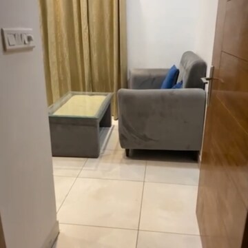 Bathroom in 3 BHK Apartment at La Residentia, Amrapali Dream Valley – for Sale