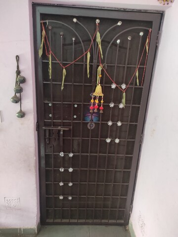 Building Lobby in 3 BHK Apartment at BPTP Elite Floors, Sector 83 – for Sale