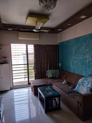 Kitchen in 2 BHK Apartment at Vaibhav Paradise, Santacruz East – for Sale