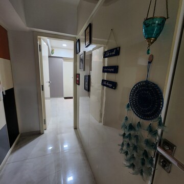 Master Bedroom in 3 BHK Apartment at Vaibhav Paradise, Santacruz East – for Sale
