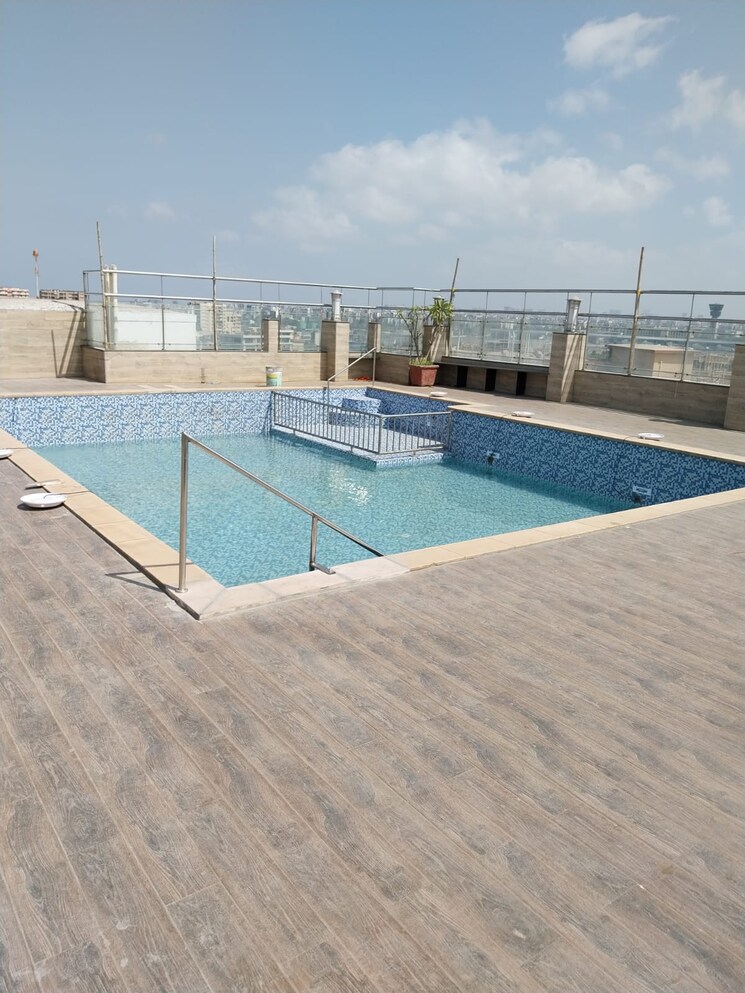 Swimming Pool, vaibhav-paradise 3 Bedroom 1380 Sq.Ft. Apartment In Santacruz East Mumbai 7422025