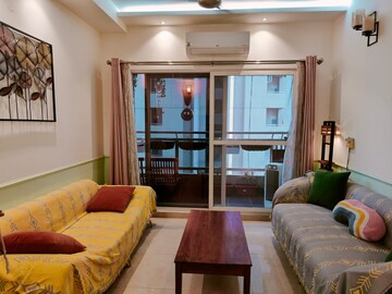 Living Room in 2.5 BHK Apartment at Gardenia Golf City, Sector 75 – for Sale