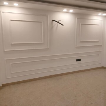 Furnished Amenities in 2 BHK Builder Floor at Chattarpur – for Sale