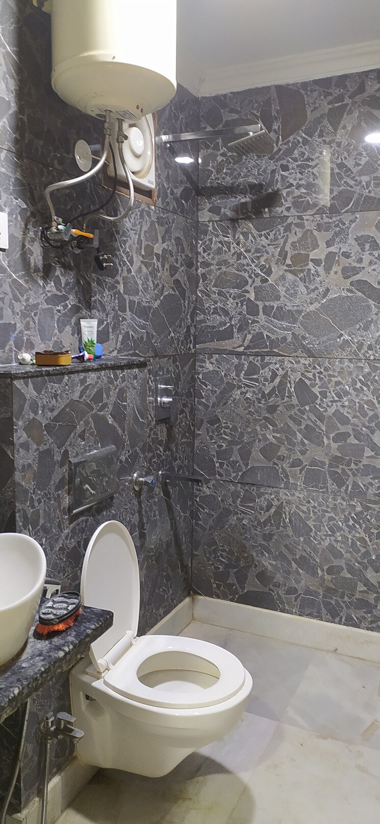 Bathroom, savitri nagar 2 Bedroom 750 Sq.Ft. Builder Floor In Savitri Nagar Delhi 7422223