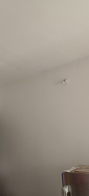 Room in 1 BHK Apartment at Maad Yashwant Pride-Kini Complex, Naigaon East – for Sale