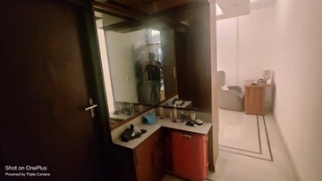 Furnished Amenities in 4 BHK Builder Floor at Saket – for Sale