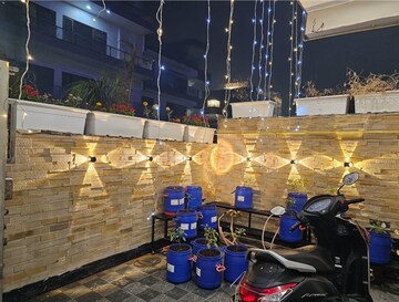 Master Bedroom in 3.5 BHK Apartment at Gardenia Gateway, Sector 75 – for Sale