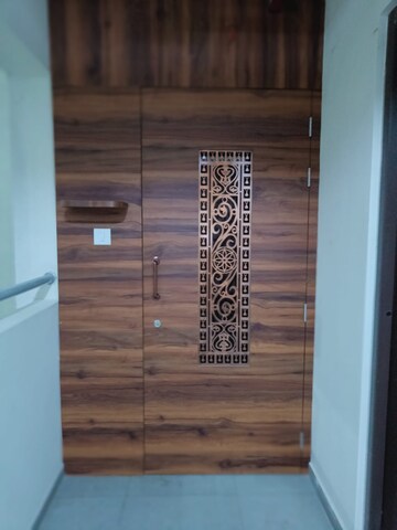 Room in 3 BHK Apartment at Godrej Emerald, Ghodbunder Road – for Sale