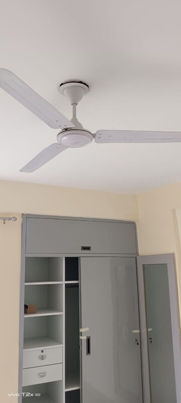 Furnished Amenities in 4 BHK Builder Floor at Dlf Phase ii – for Sale