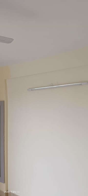 Room in 4 BHK Builder Floor at Dlf Phase ii – for Sale