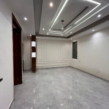 Room in 3 BHK Builder Floor at Chattarpur – for Sale