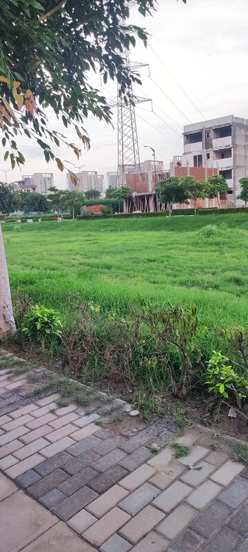  Plot – Garden View at BPTP District Phase 2, Sector 84 - for Sale