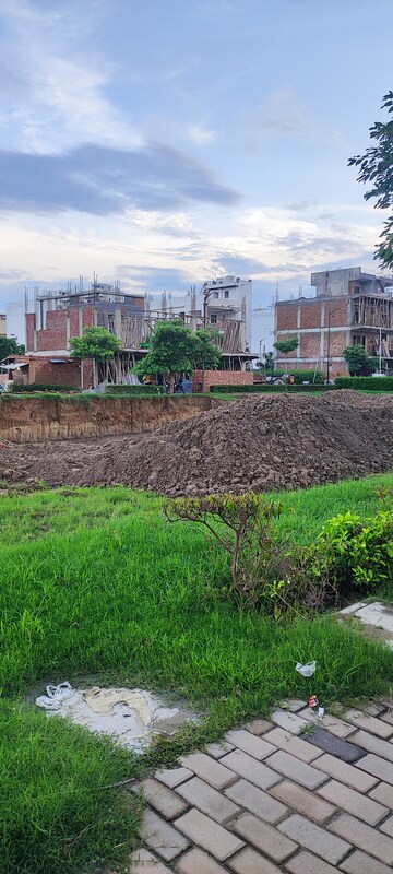  Plot – Garden View at BPTP District Phase 2, Sector 84 - for Sale