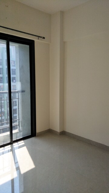Room in 1 BHK Apartment at Sumit Greendale Nx Virar, Virar West – for Sale