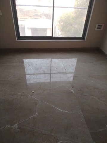 Room in 2 BHK Apartment at Rajasthan CHS, Andheri East – for Sale