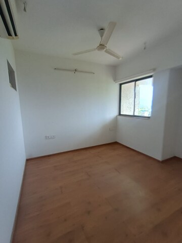 Room in 2.5 BHK Apartment at Lodha Palava City Lakeshore Greens, Dombivli East – for Sale