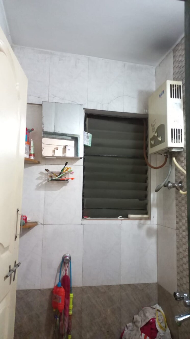 Bathroom, ajmera-complex 1.5 Bedroom 550 Sq.Ft. Apartment In Kalewadi Pune 7424123