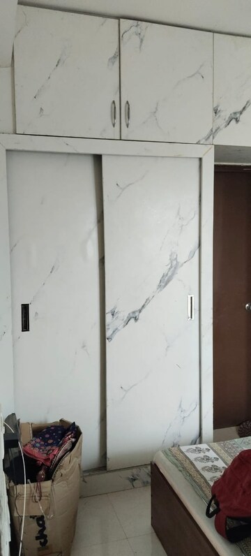 Furnished Amenities in 2 BHK Apartment at Signature Global Orchard Avenue, Sector 93 – for Sale