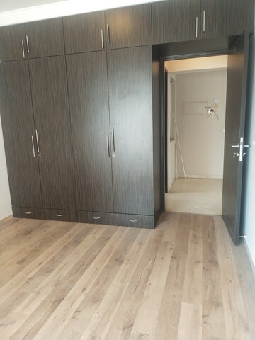 Furnished Amenities in 3.5 BHK Apartment at Hiranandani Glen Dale, Powai – for Sale