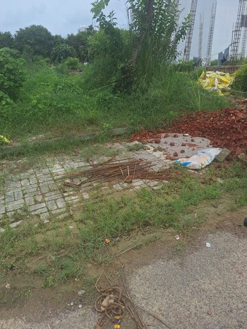 Plot Area in  Plot at DLF Garden City, Mohanlalganj – for Sale
