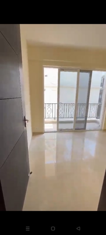 Room in 3 BHK Apartment at Signature Global Park 4 and 5, Sohna Sector 36 – for Sale