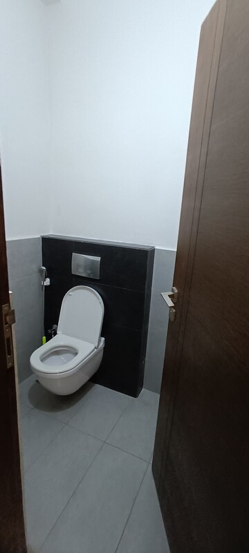 Bathroom in 4 BHK Villa at Cannon Dale, Kokapet – for Rent