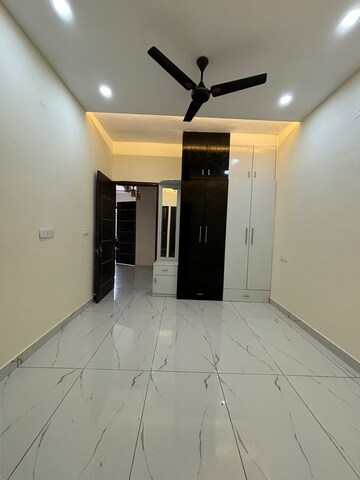 Building Lobby in 3 BHK Villa at Dasmesh Nagar – for Sale