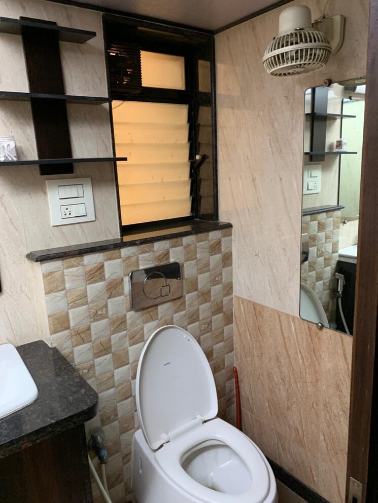 Bathroom, kia-park-apartments 1 Bedroom 550 Sq.Ft. Apartment In Andheri West Mumbai 7425178