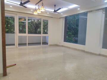Room in 3 BHK Apartment at Omaxe The Nile, Sector 49 – for Sale