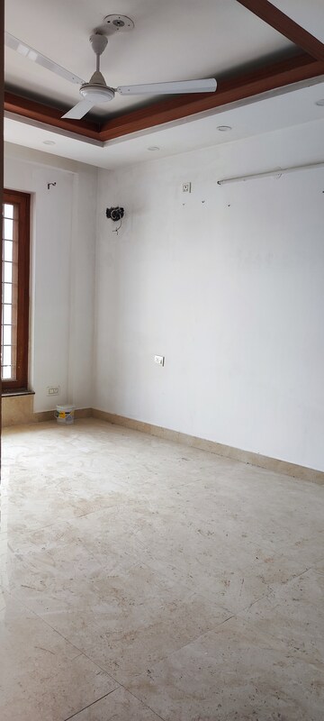 Room in 3 BHK Builder Floor at BPTP Park Elite Floors Faridabad, Sector 82 – for Sale