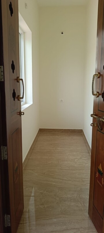 Room in 4 BHK Villa at Kokapet – for Sale