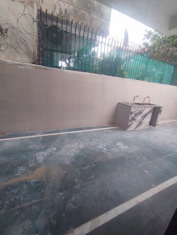 Swimming Pool in 4 BHK Villa at Unitech Nirvana Country Aspen Greens, Sector 50 – for Sale