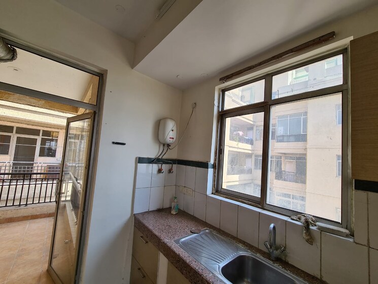 Kitchen, central-park-ii-bellevue 3 Bedroom 2350 Sq.Ft. Apartment In Sector 48 Gurgaon 7425980