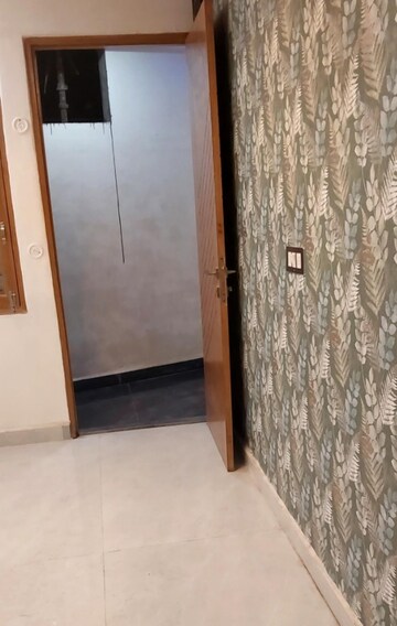 Master Bedroom in 2 BHK Builder Floor at Sector 73 – for Sale