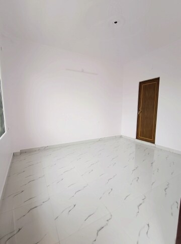 Room in 2 BHK Independent House at Bijnor Road – for Sale