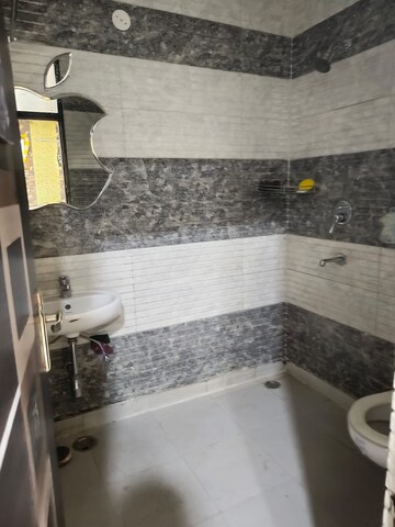 Bathroom in 3 BHK Builder Floor at Sector 7 – for Sale