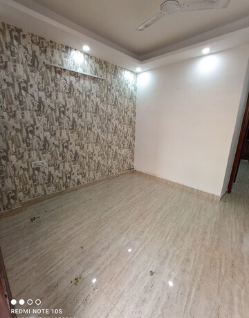 Room in 3 BHK Builder Floor at Chattarpur – for Sale