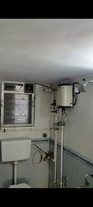 Furnished Amenities in 2.5 BHK Apartment at RNA Corp Courtyard, Mira Road – for Sale