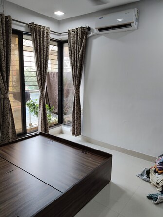 2 BHK Apartment For Resale in Satguru Solitaire Kasarvadavali Thane  7426950